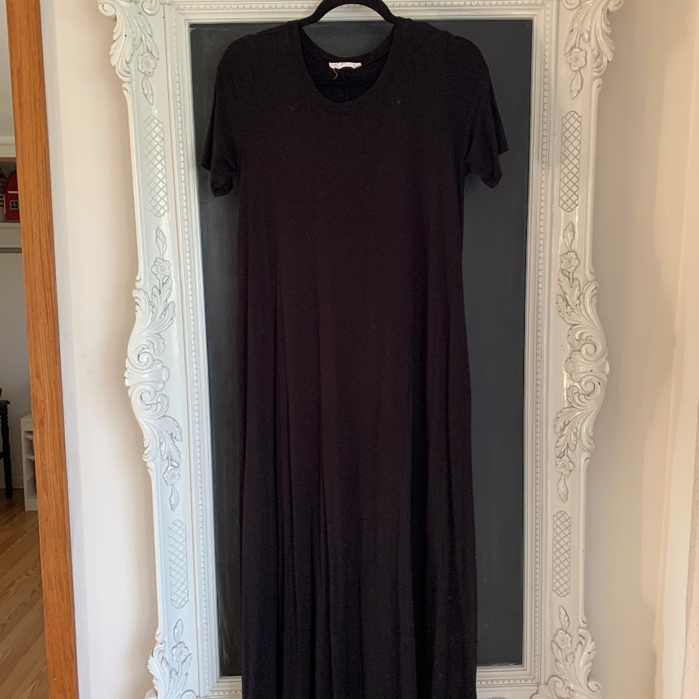 Carly Jean LA T—Shirt Midi Dress Size S